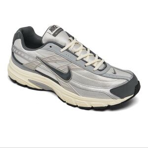 Nike Initiator men’s sneakers size 12 more details on the pictures